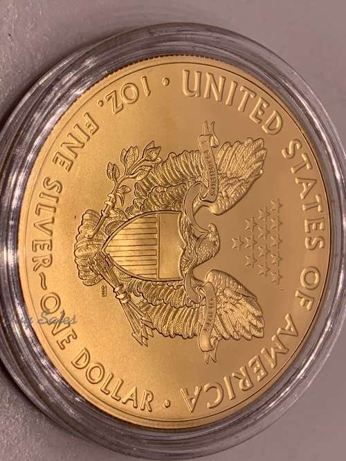 2018 1 OZ AMERICAN EAGLE SILVER COIN .999 - COLORIZED WITH BOX AND COA