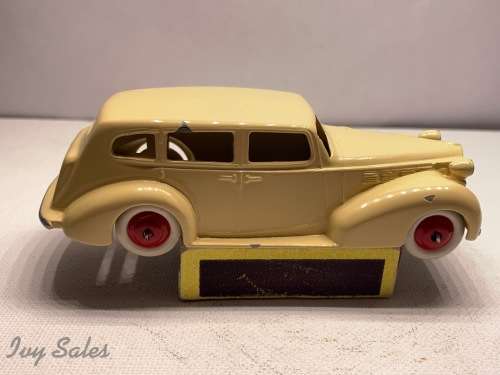 DINKY TOYS #39a Packard - Repainted