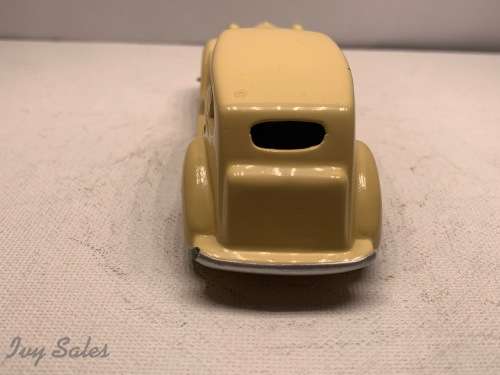 DINKY TOYS #39a Packard - Repainted