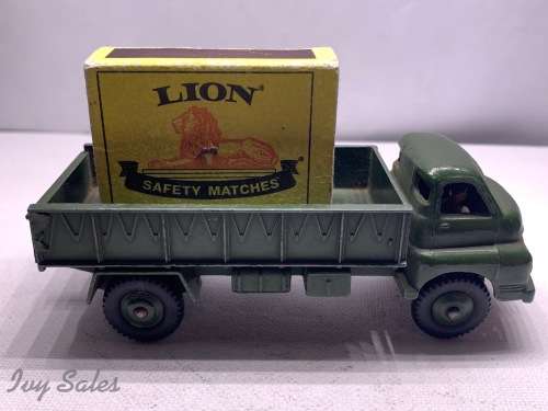 DINKY TOYS #621 BEDFORD ARMY LORRY