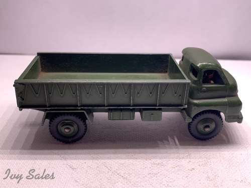 DINKY TOYS #621 BEDFORD ARMY LORRY