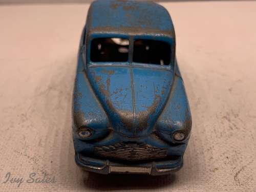 DINKY TOYS #40e Standard Vanguard
