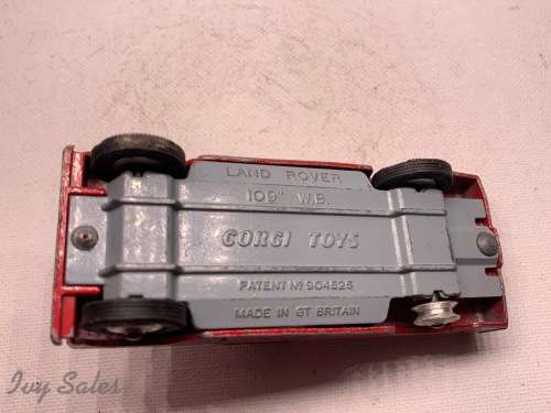 Corgi Toys - Land Rover 109 WB