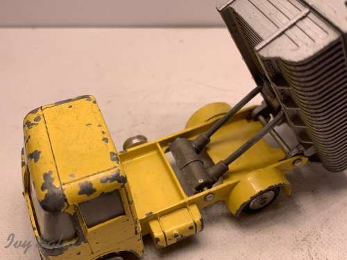 CORGI TOYS #460 ERF 64G Neville Cement Wagon