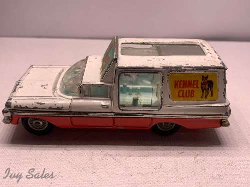 CORGI TOYS #486 CHEVROLET IMPALA KENNEL CLUB