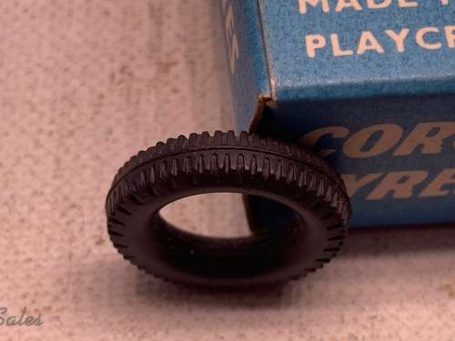 CORGI TOYS #1459 12 TYRES + ORIGINAL BOX