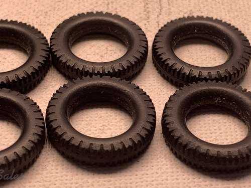 CORGI TOYS #1459 12 TYRES + ORIGINAL BOX