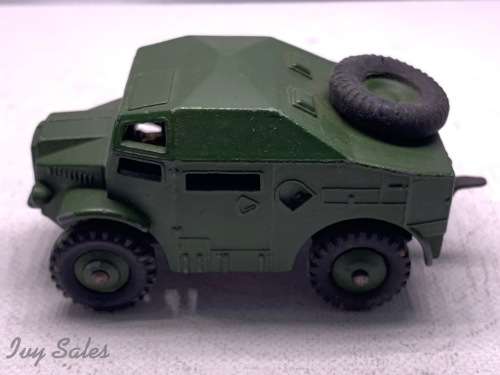Dinky Toys #688 - Field Artillery Tractor + ORIGINAL BOX