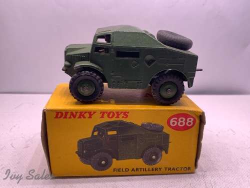 Dinky Toys #688 - Field Artillery Tractor + ORIGINAL BOX