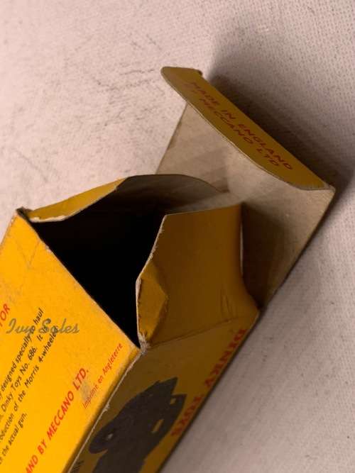 Dinky Toys #688 - Field Artillery Tractor + ORIGINAL BOX