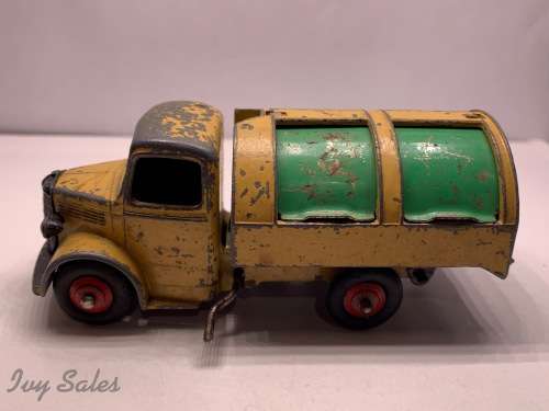 DINKY TOYS #252 Bedford Refuse Wagon