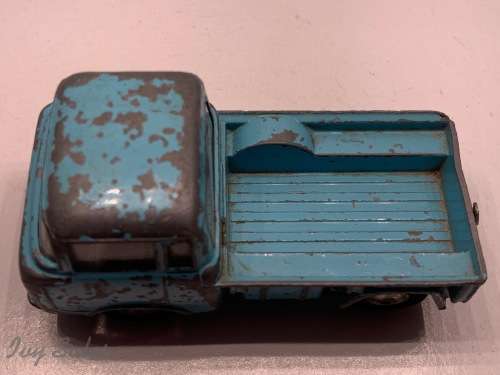 Corgi Toys #409 Forward Control Jeep FC-150