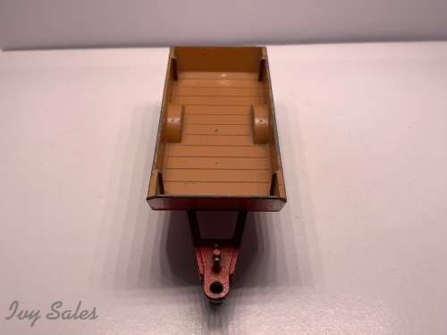 Dinky Toys #320 HALESOWEN FARM HARVEST TRAILER
