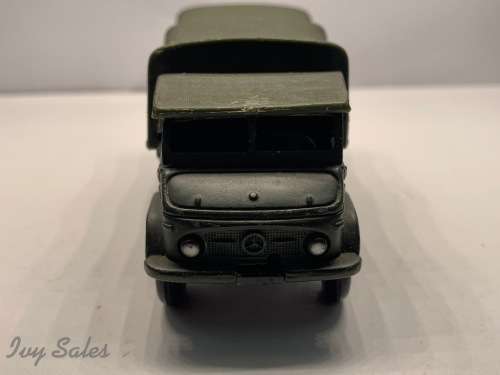 French DINKY TOYS #821 MERCEDES BENZ UNIMOG MILITARY - RARE