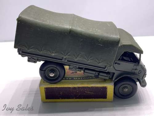 French DINKY TOYS #821 MERCEDES BENZ UNIMOG MILITARY - RARE