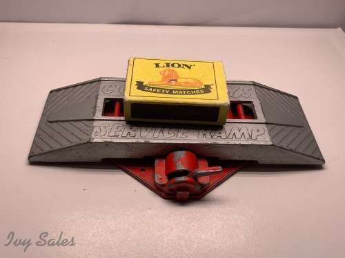 CORGI TOYS - SERVICE RAMP