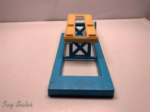 MATCHBOX 1970's DUCKHAMS OIL Plastic Service Ramp