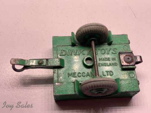DINKY TOYS #341 LAND ROVER TRAILER IN GREEN