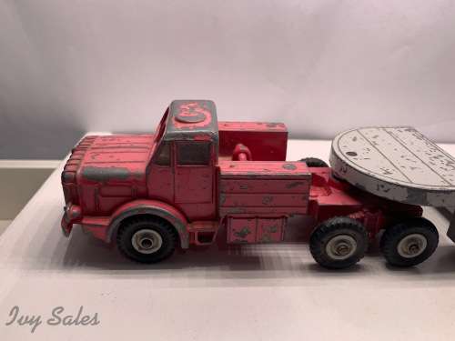 DINKY Toys #986 -- MIGHTY ANTAR + TRAILER