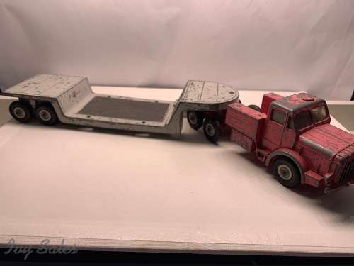 DINKY Toys #986 -- MIGHTY ANTAR + TRAILER