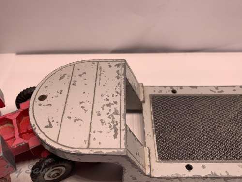 DINKY Toys #986 -- MIGHTY ANTAR + TRAILER