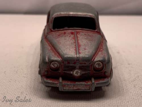 DINKY TOYS #156 Rover 75
