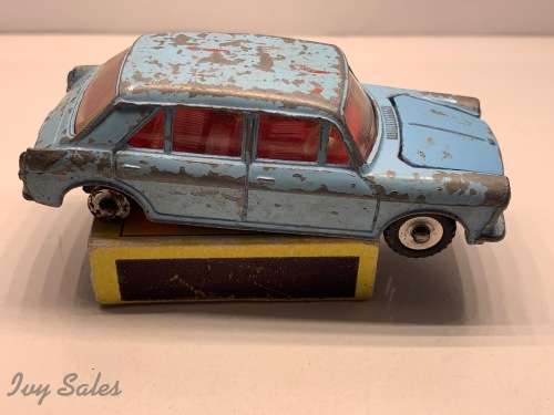 FOR CHRISTO ONLY - DINKY TOYS #140 MORRIS 1100
