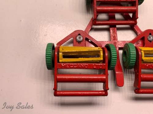 Dinky Toys #323 Triple Gang Mover