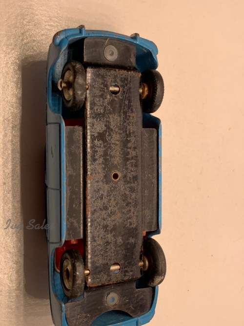 French Dinky Toys #517 Renault R8