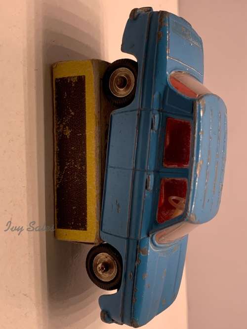 French Dinky Toys #517 Renault R8