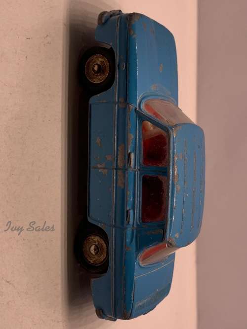 French Dinky Toys #517 Renault R8