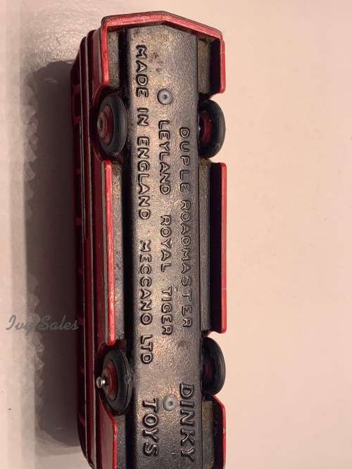 Dinky Toys #282 Duple Roadmaster Leyland Royal Tiger Coach