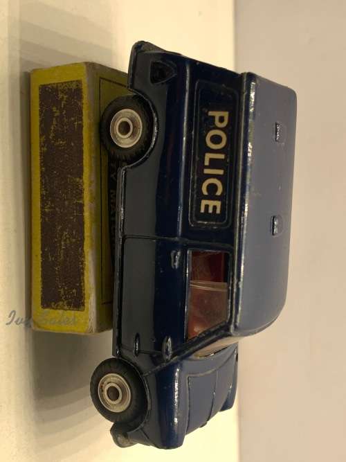 CORGI #448 AUSTIN MINI POLICE VAN
