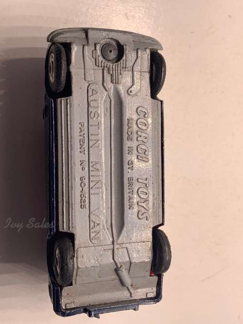 CORGI #448 AUSTIN MINI POLICE VAN