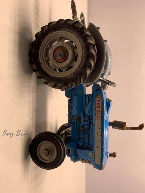 Corgi Toys #74 Ford 5000 Super Major Tractor