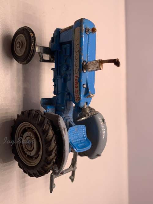 Corgi Toys #74 Ford 5000 Super Major Tractor