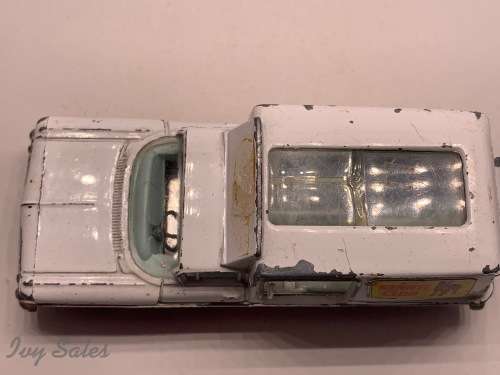 Corgi Toys Chevrolet Impala - Kennel Club