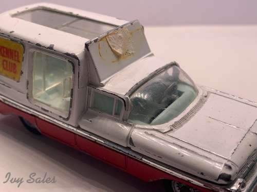 Corgi Toys Chevrolet Impala - Kennel Club