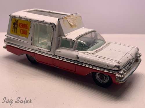 Corgi Toys Chevrolet Impala - Kennel Club