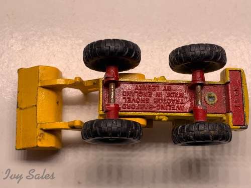 MATCHBOX #43 AVELING BARFORD TRACTOR SHOVEL