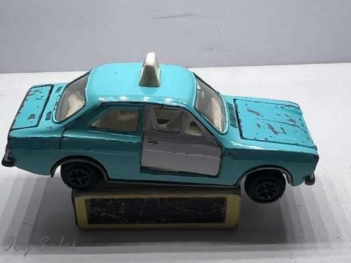 Dinky Toys #270 Ford Escort Police Car