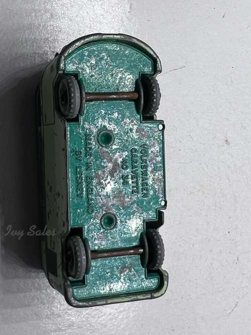 Matchbox #34 VW Camper