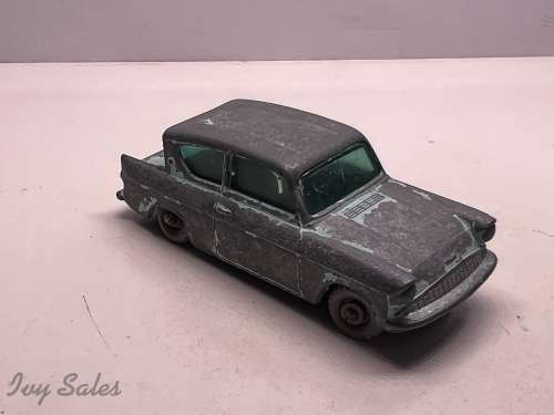 MATCHBOX #7 FORD ANGLIA