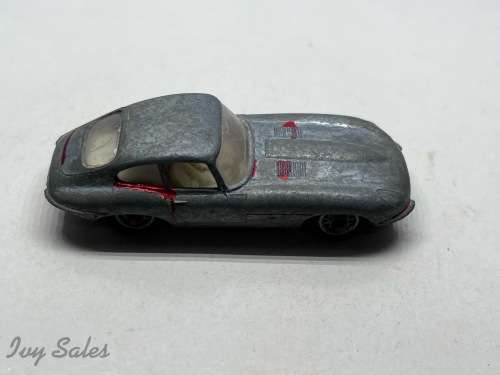 Matchbox #32 Jaguar E
