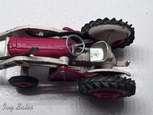 CORGI TOYS #69 MASSEY-FERGUSON 165 TRACTOR & SHOVEL