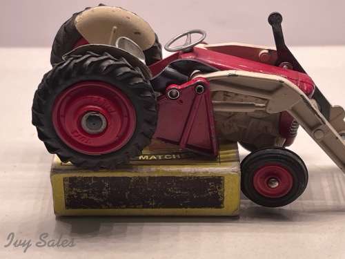 CORGI TOYS #69 MASSEY-FERGUSON 165 TRACTOR & SHOVEL