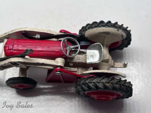 CORGI TOYS #69 MASSEY-FERGUSON 165 TRACTOR & SHOVEL