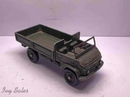 FRENCH DINKY TOYS #821 CAMION UNIMOG