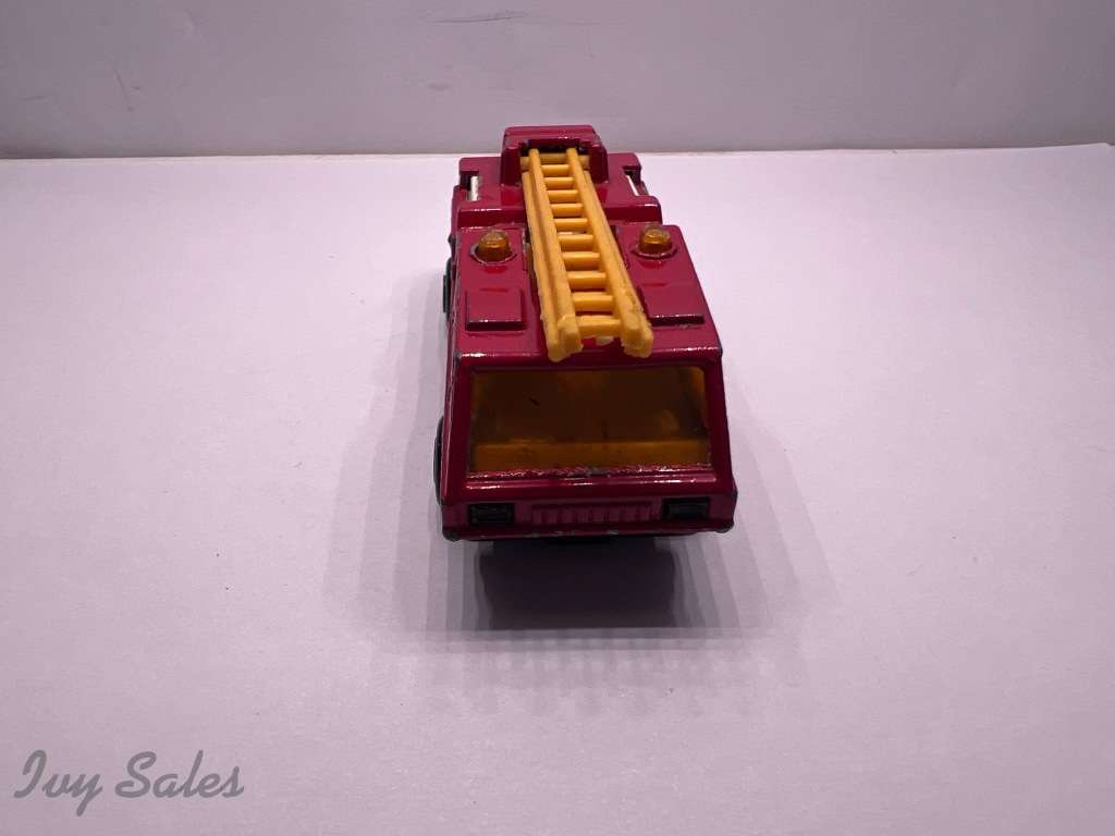 Matchbox Superfast #22 BLAZE BUSTER FIRE ENGINE