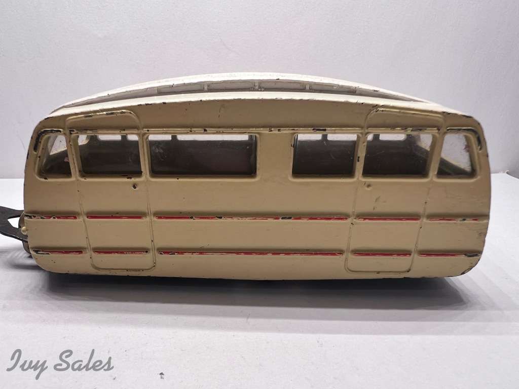 French Dinky Toys #811 Caravane